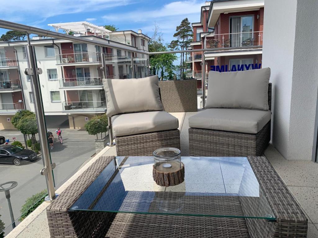 Apartament Nadmorski Z Basenem Klifowa Rewal Extérieur photo