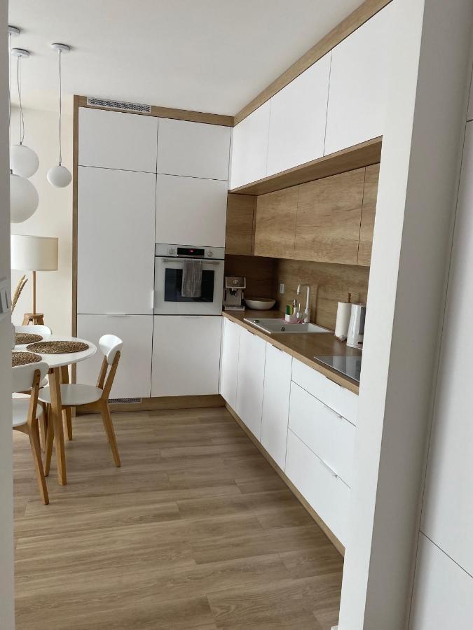 Apartament Nadmorski Z Basenem Klifowa Rewal Extérieur photo